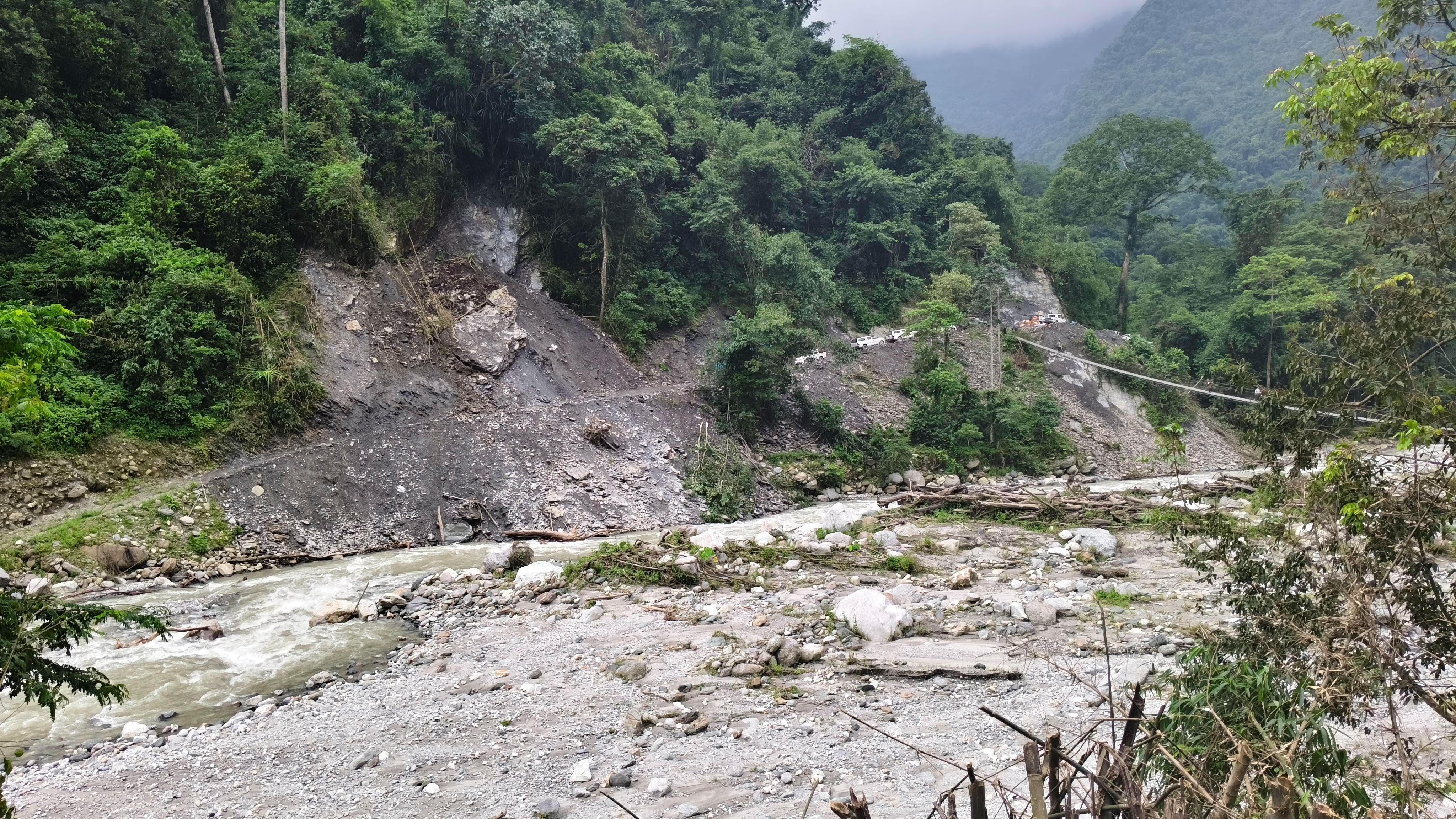 Alternative route reconnects Denchukha as bridge construction stalls