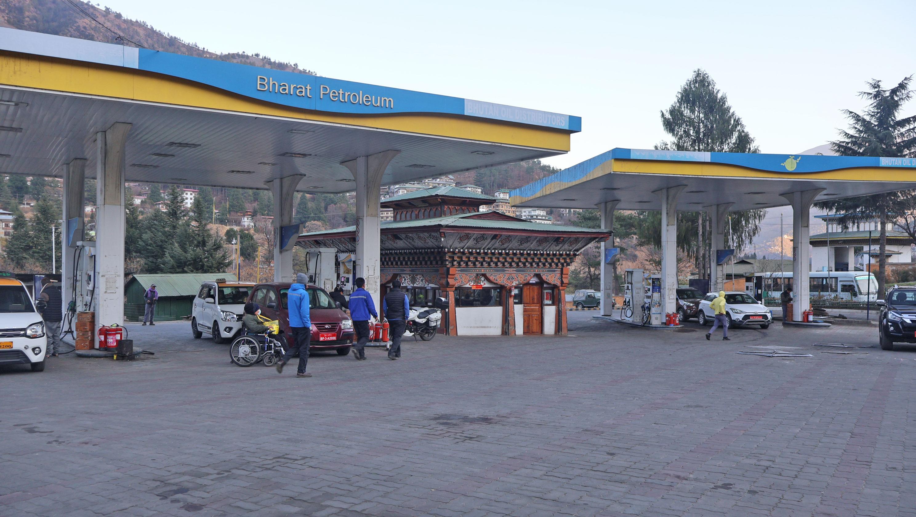 Petrol consumers pay more as govt. claws back fuel subsidy