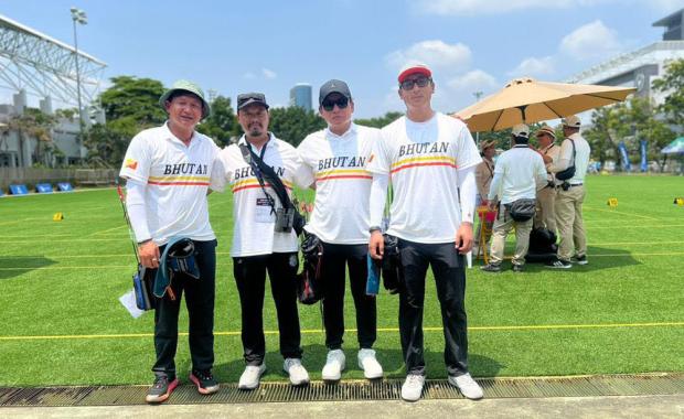Compound archers set new milestone with semi-final finish