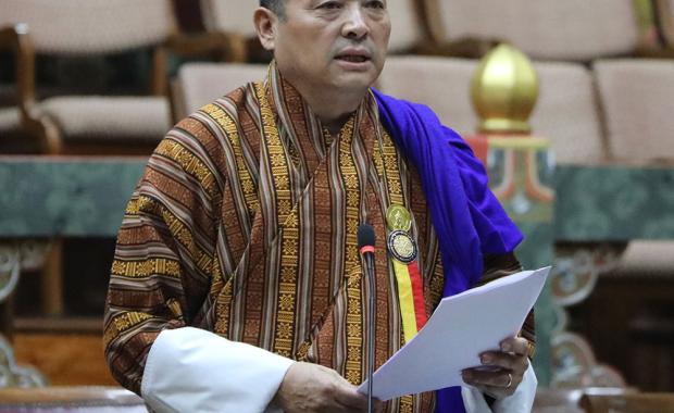 གྲོང་གསེབ་བཟོ་སྐྲུན་ཆོག་ཐམ་གྱི་དབང་འཛིན་ ལོག་རྒེད་འོག་ལུ་ སྤྲོད་དགོ་པའི་ཞུ་བ།