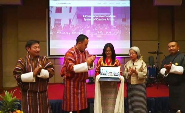 རྒྱུ་རྩལ་མཁནམ་ཚུ་ ཐོ་བཀོད་འབད་ནིའི་ལམ་ལུགས་ཅིག་ འགོ་འབྱེད་འབད་ཡོདཔ།