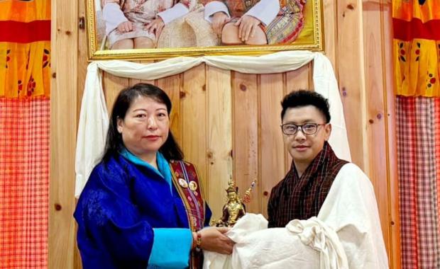 Assistant Professor Dr Phurpa receives 16th Nakatsuka Medical Award