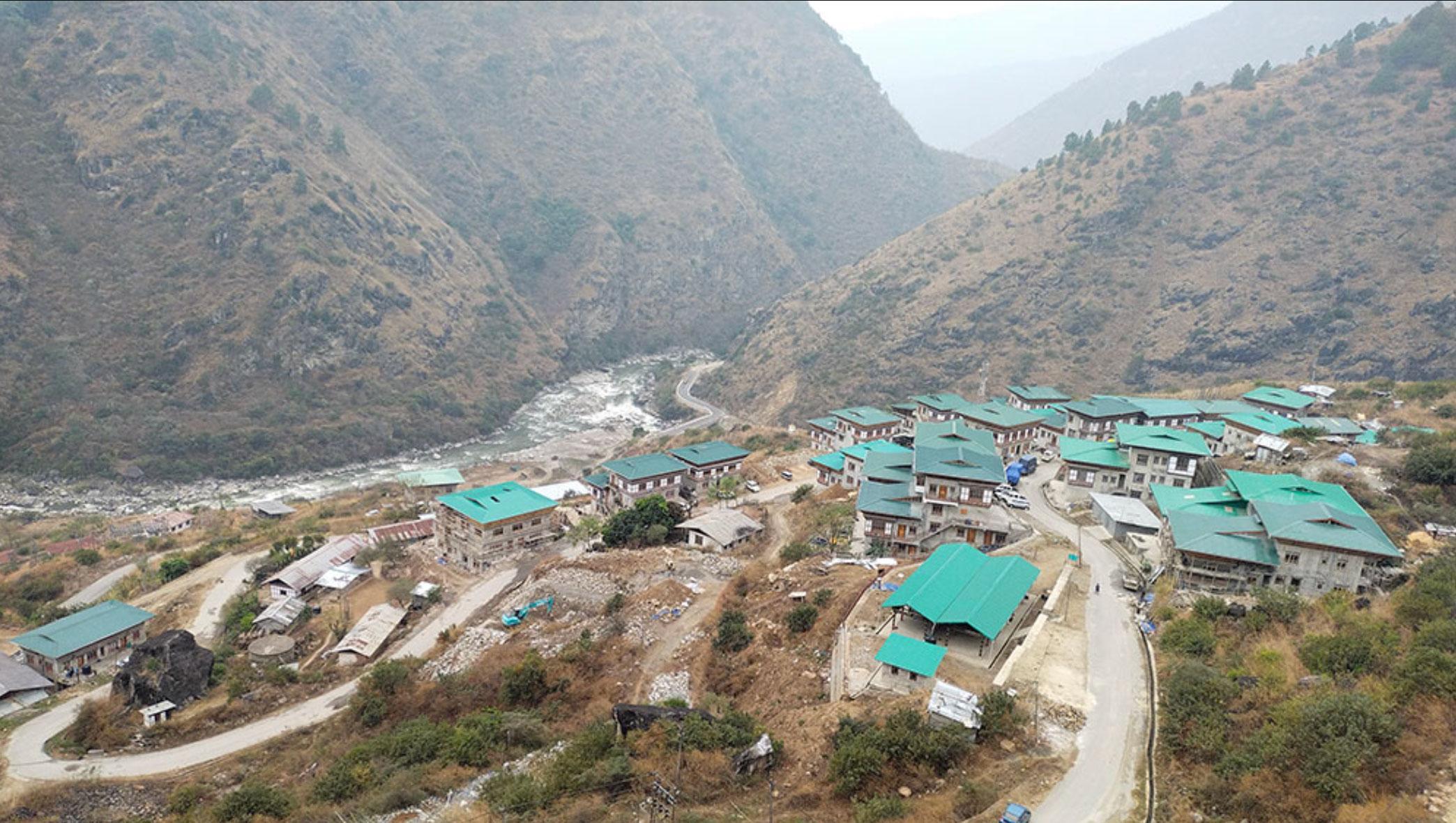 འཁོར་ལོ་ཆུ་གློག་མེ་ལས་འགུལ་ལུ་བརྟེན་ དོག་གསུམ་ཁྲོམ་གྱི་ ཚོང་འབྲེལ་ལེགས་ཤོམ་སོང་ཡོདཔ།