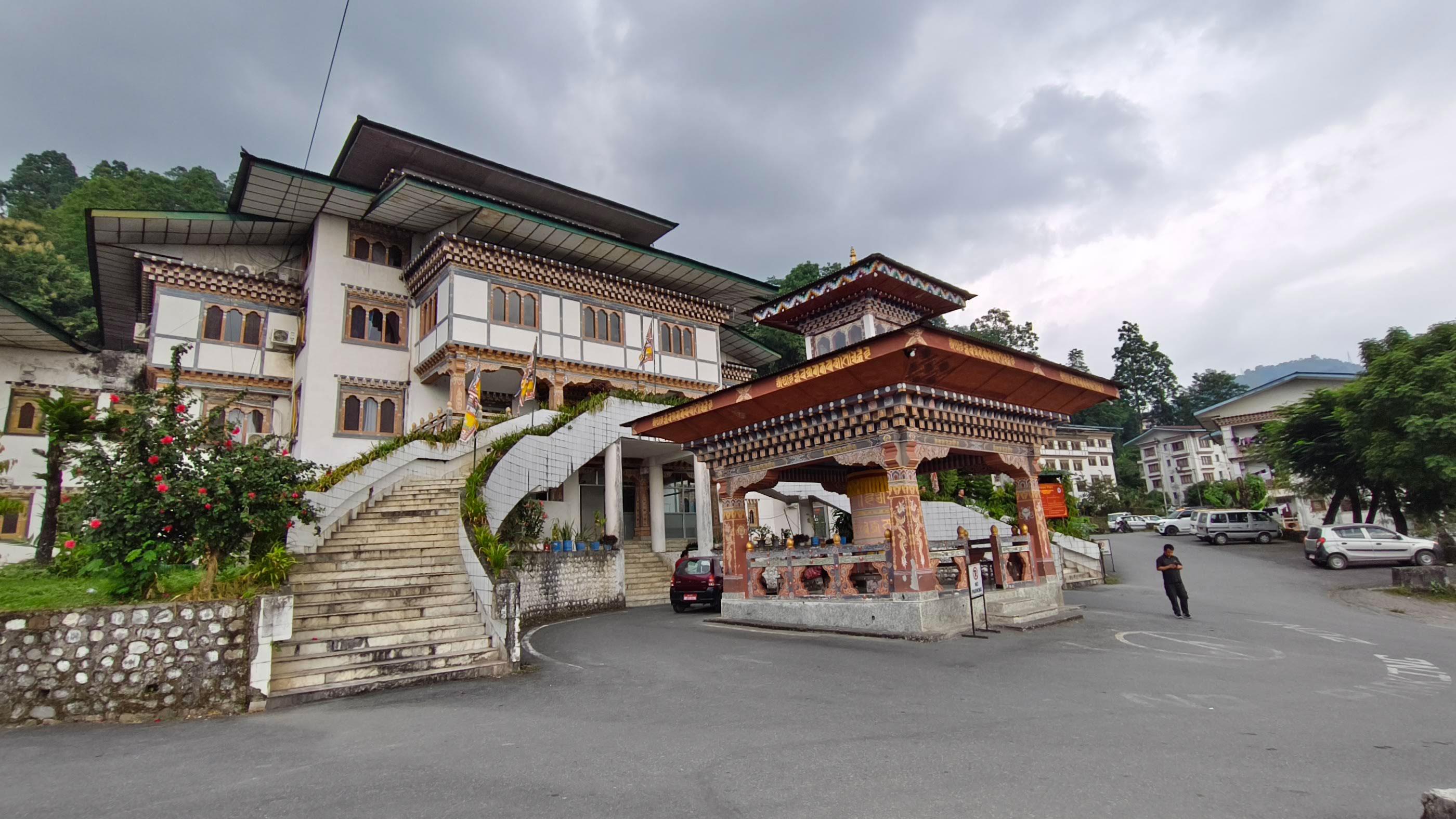 Phuentsholing hospital canteen closed, former operator disputes lease termination