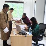 Phuentsholing chooses Deepen Ghallay as Thrompon, but half the electorate stays away