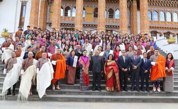 འབྲུག་བཙག་འཐུ་ལྷན་ཚོགས་ཀྱིས་ བཙག་འཐུའི་རིམ་ལུགས་ ལོ་ངོ་བཅུ་ཕྲག་གི་གཙོ་རིམ་སྦེ་ འགོ་འབྱེད་འབད་ཡོདཔ།