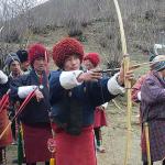 མདའ་རྩེད་འགྲན་བསྡུར་དེ་ དུས་སྟོན་གྱི་དོན་ལུ་ རྩེད་སྲོལ་ཡོདཔ།